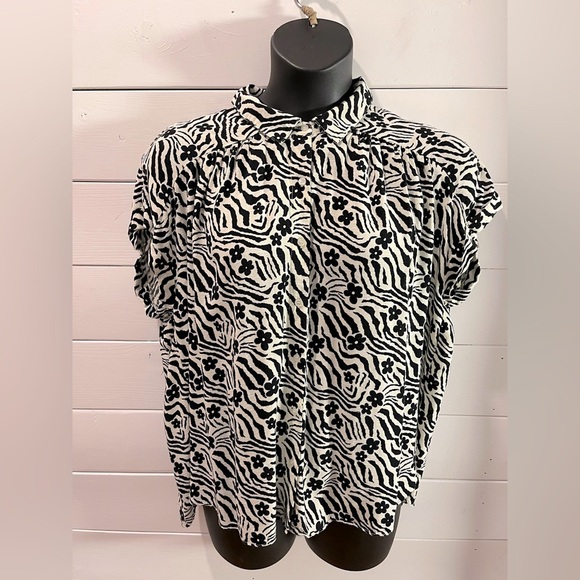 C BY ONE – Zebra & Floral Print Blouse – Approx. Size 2X - Picture 7 of 8
